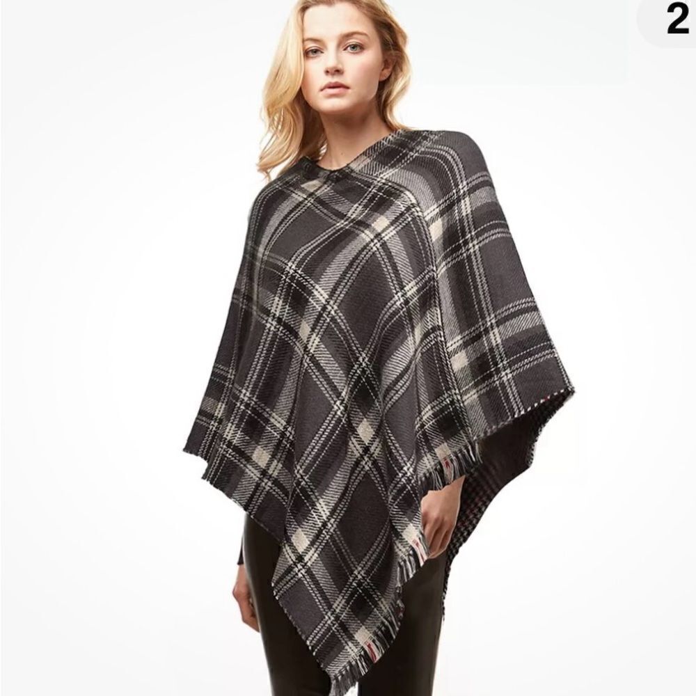 NWT LOF Love of Fashion Pullover Poncho Cape Tartan plaid. ralphlaurenchristmas
